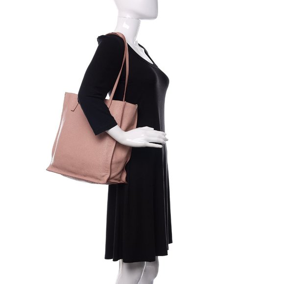 Miu Miu tote bag in mint condition - Picture 8 of 8